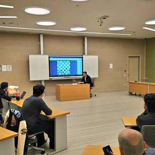 Orxan Abdulov in training room